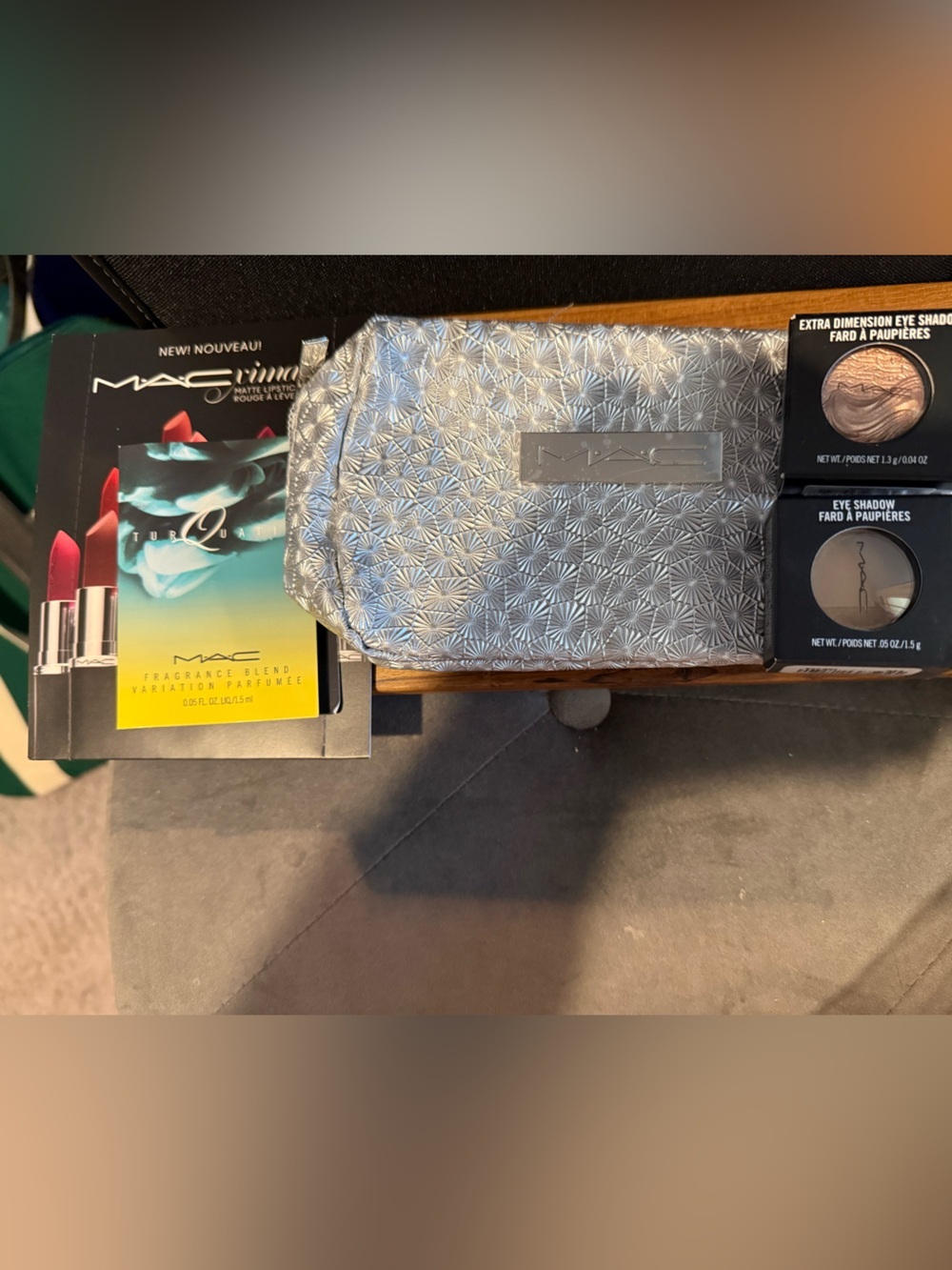 Small MAC Makeup Bag Two Eyeshadows New